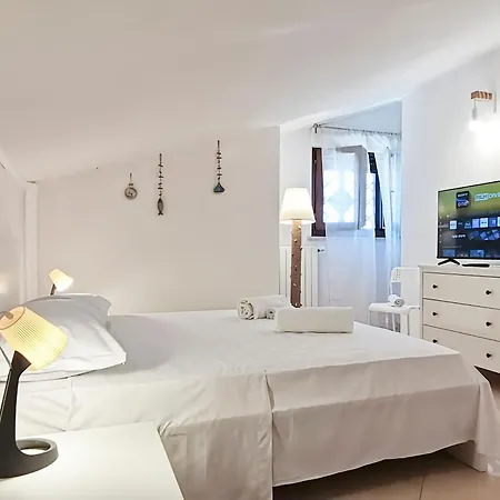 Apartament Lo Scoglio *