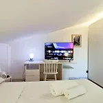 Lo Scoglio Апартаменты *