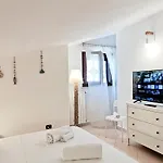 Lo Scoglio * Бари