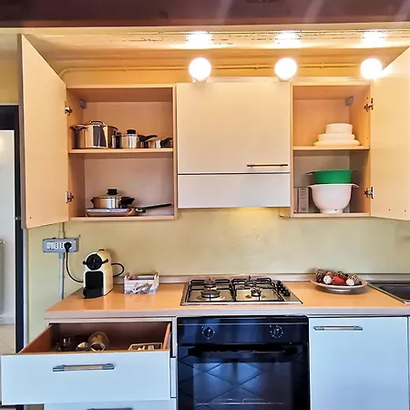 Apartment Lo Scoglio *