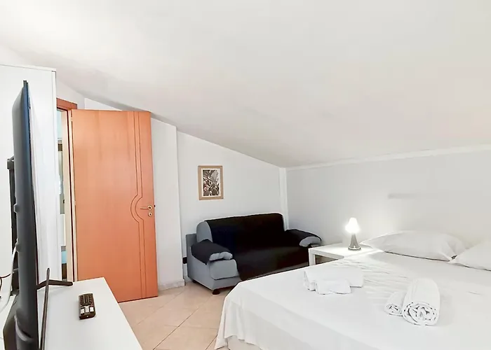 Lo Scoglio Apartment